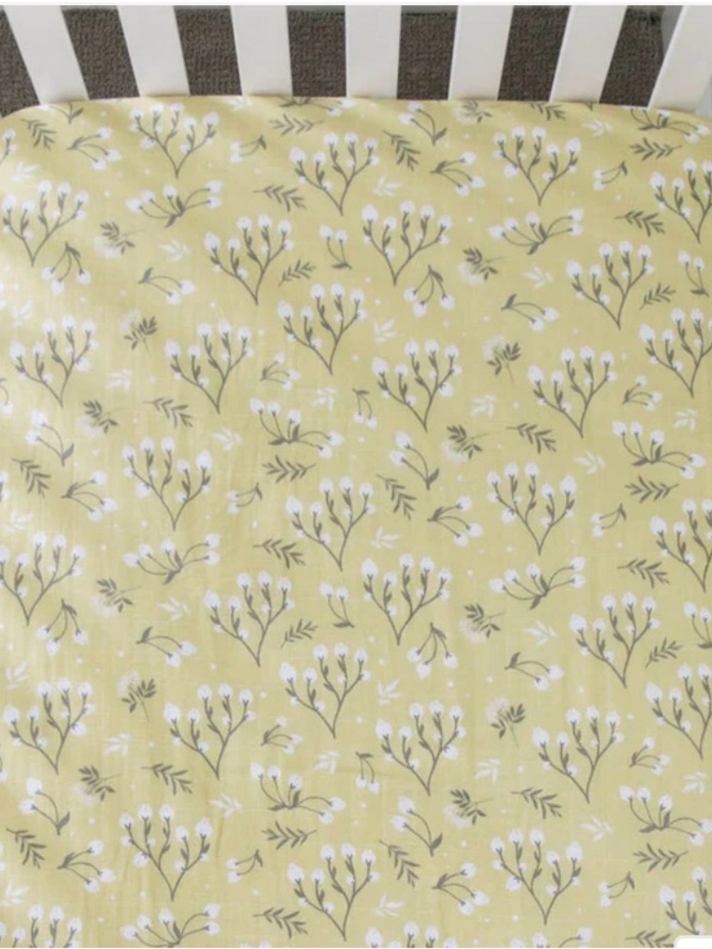 Saranoni Mustard Yellow Floral crib sheet